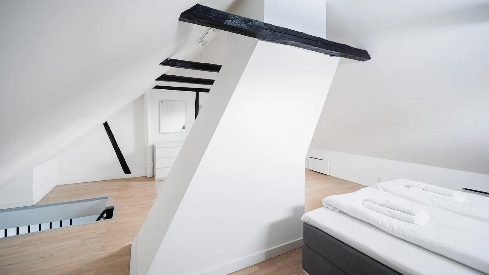 Charming 2-Bed Duplex In Great Location Apartment Copenhagen