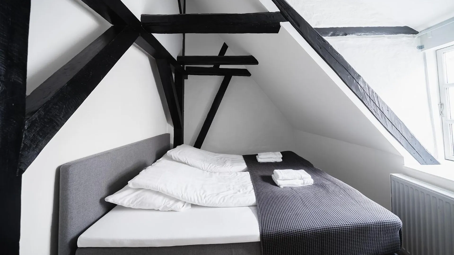 哥本哈根Charming 2-Bed Duplex In Great Location公寓 丹麦
